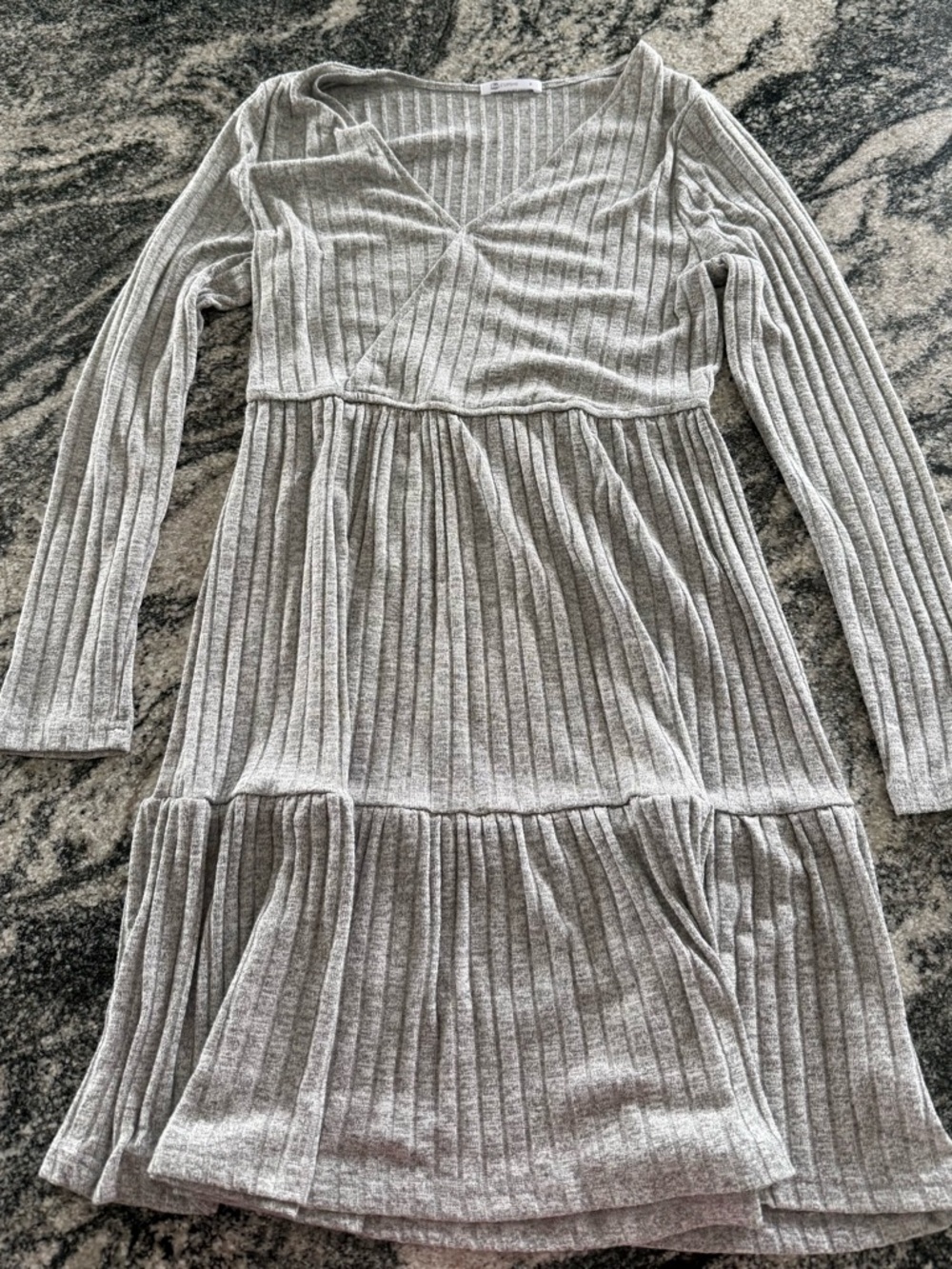 Cupshe Gray Ribbed Long Sleeve Midi Dress, Size M